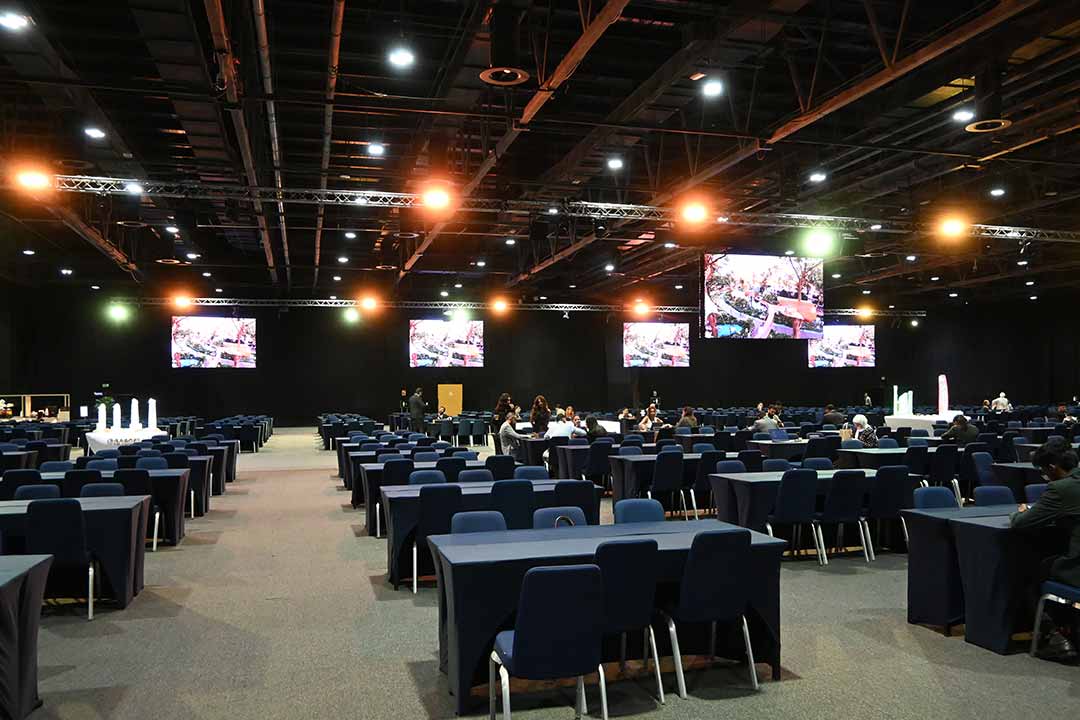 Digital Screens & Displays by Spotlite